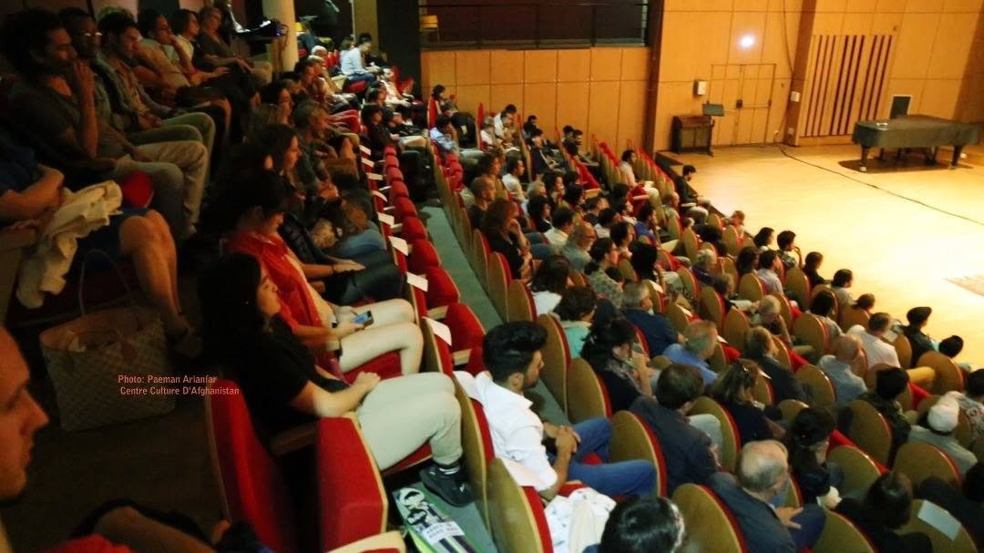 زموږ تاریخچه د مارسل لاندوفسکي په تالار کې لیدونکي، ۱۹ سپتمبر ۲۰۱۸